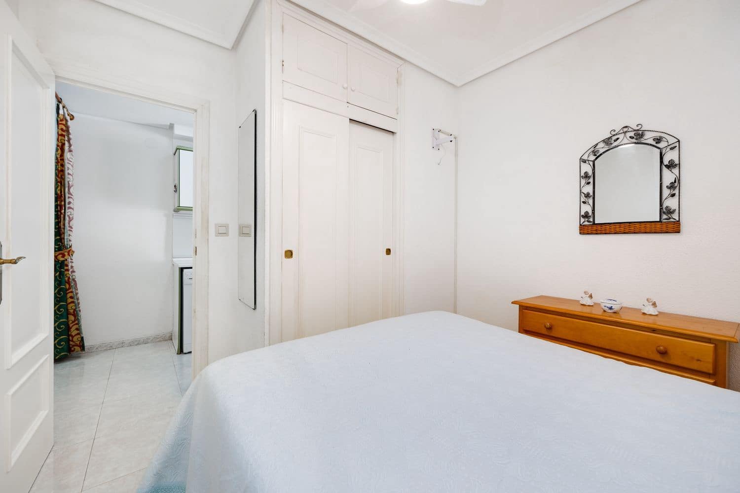 1 Zimmer Apartment zu verkaufen in Torrevieja mit Pool Garage - 122.000 € (Ref: 9735023)