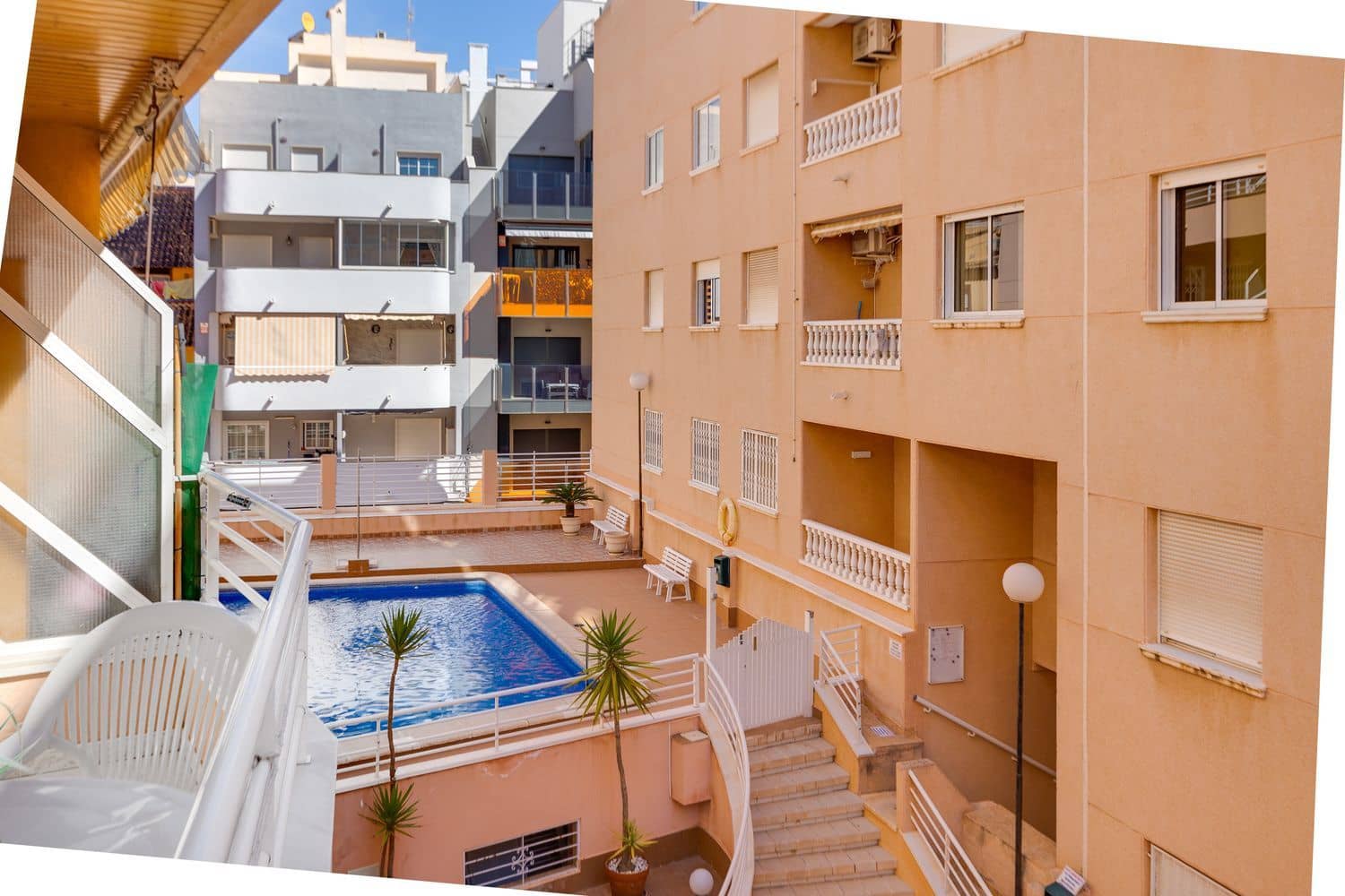 1 Zimmer Apartment zu verkaufen in Torrevieja mit Pool Garage - 122.000 € (Ref: 9735023)