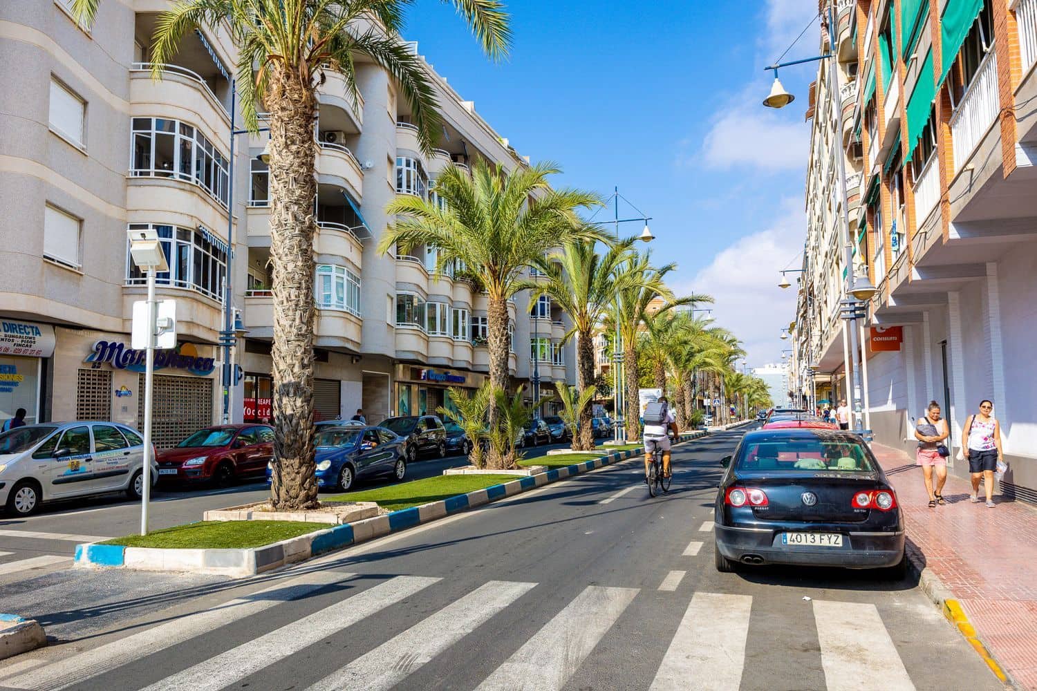 1 Zimmer Apartment zu verkaufen in Torrevieja mit Pool Garage - 122.000 € (Ref: 9735023)