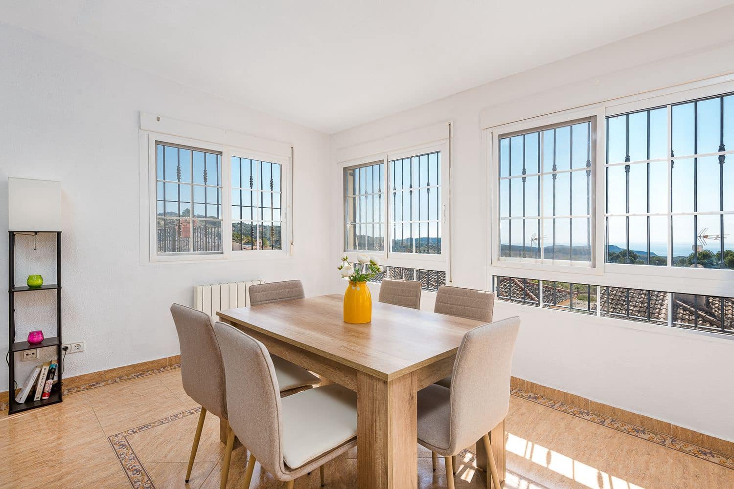 5 bedroom Townhouse for sale in Aguas de Busot / Aigues with pool garage - € 340,000 (Ref: 9737929)