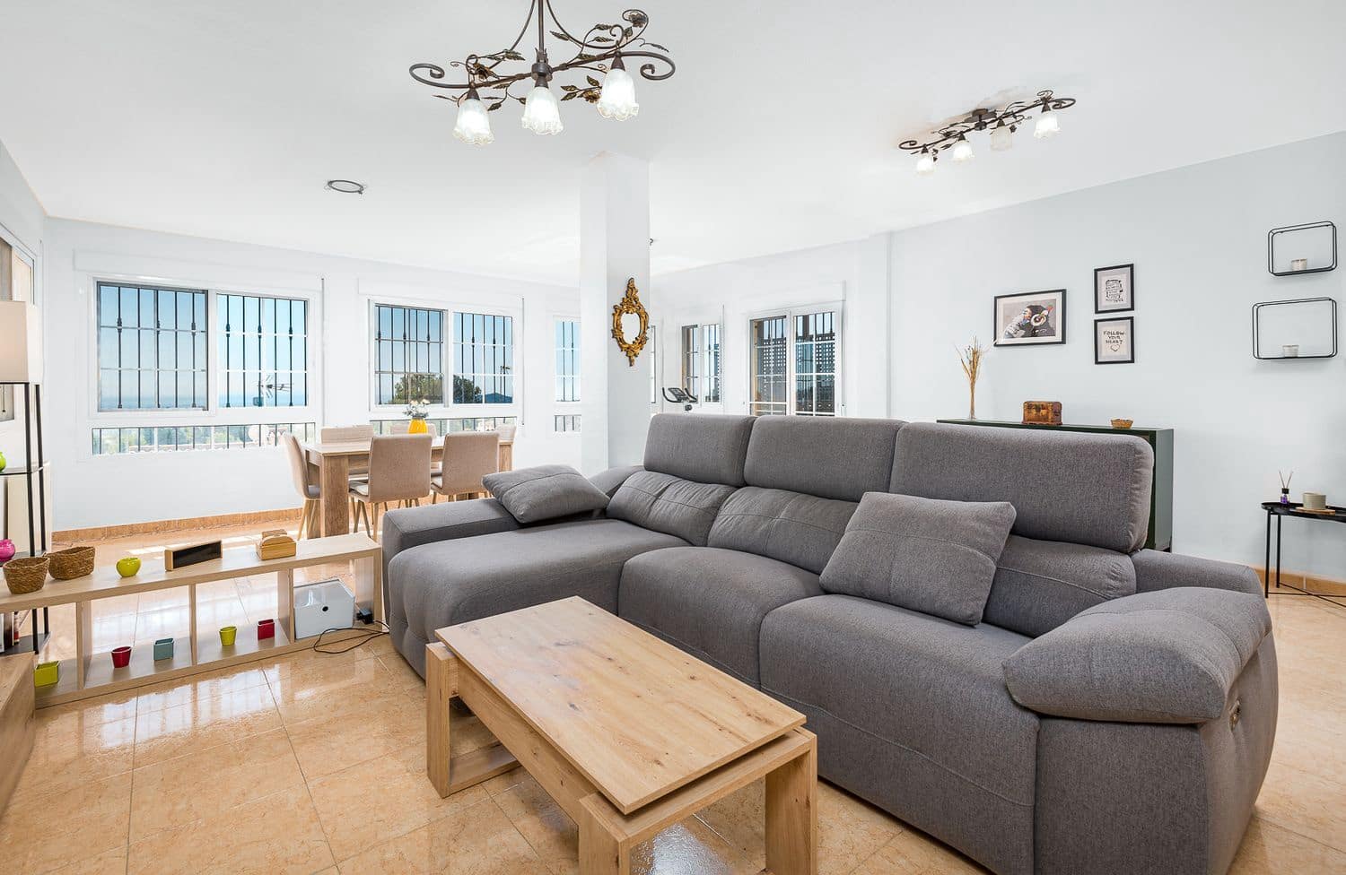 5 bedroom Townhouse for sale in Aguas de Busot / Aigues with pool garage - € 340,000 (Ref: 9737929)