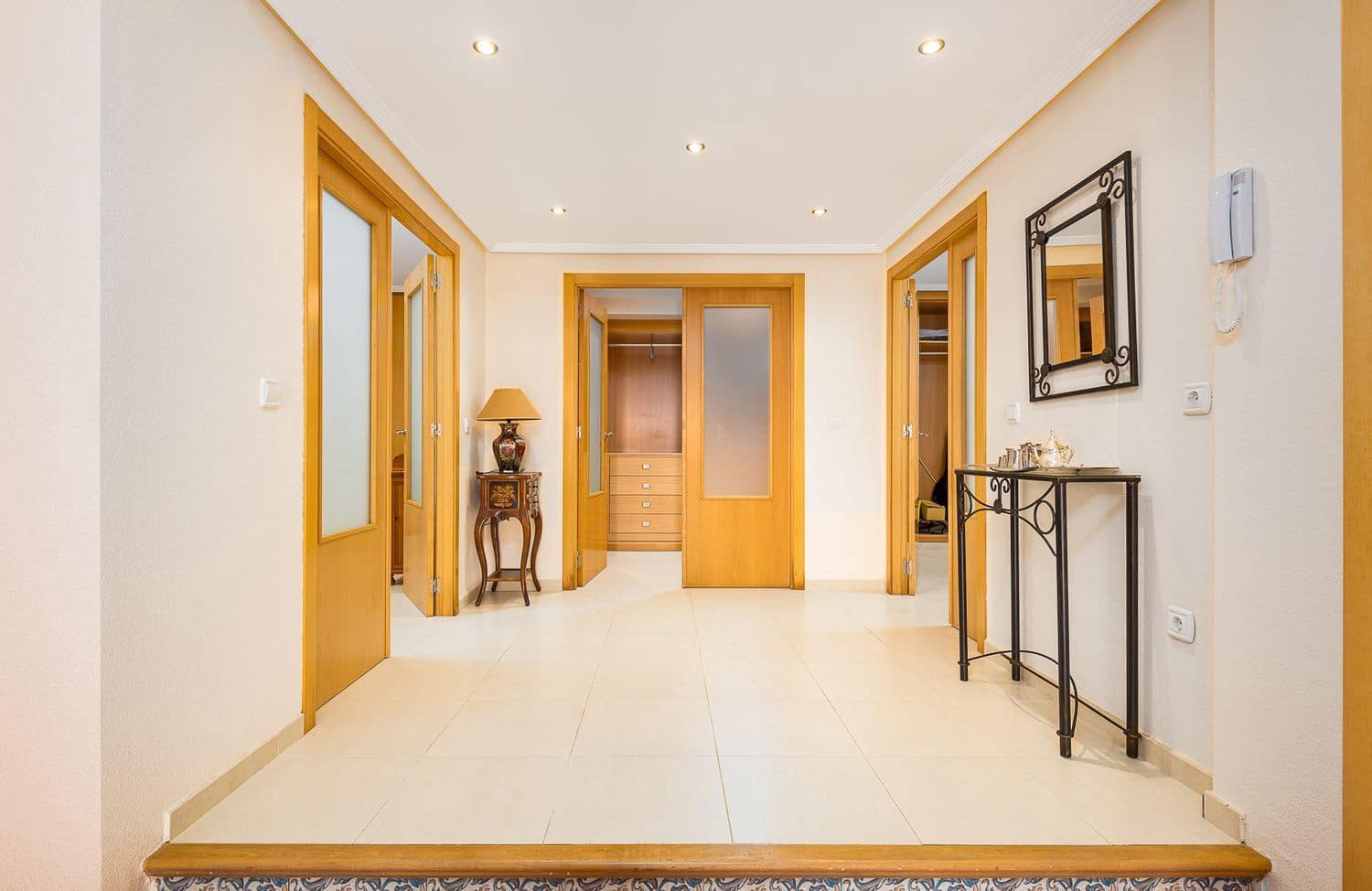 5 bedroom Townhouse for sale in Aguas de Busot / Aigues with pool garage - € 340,000 (Ref: 9737929)