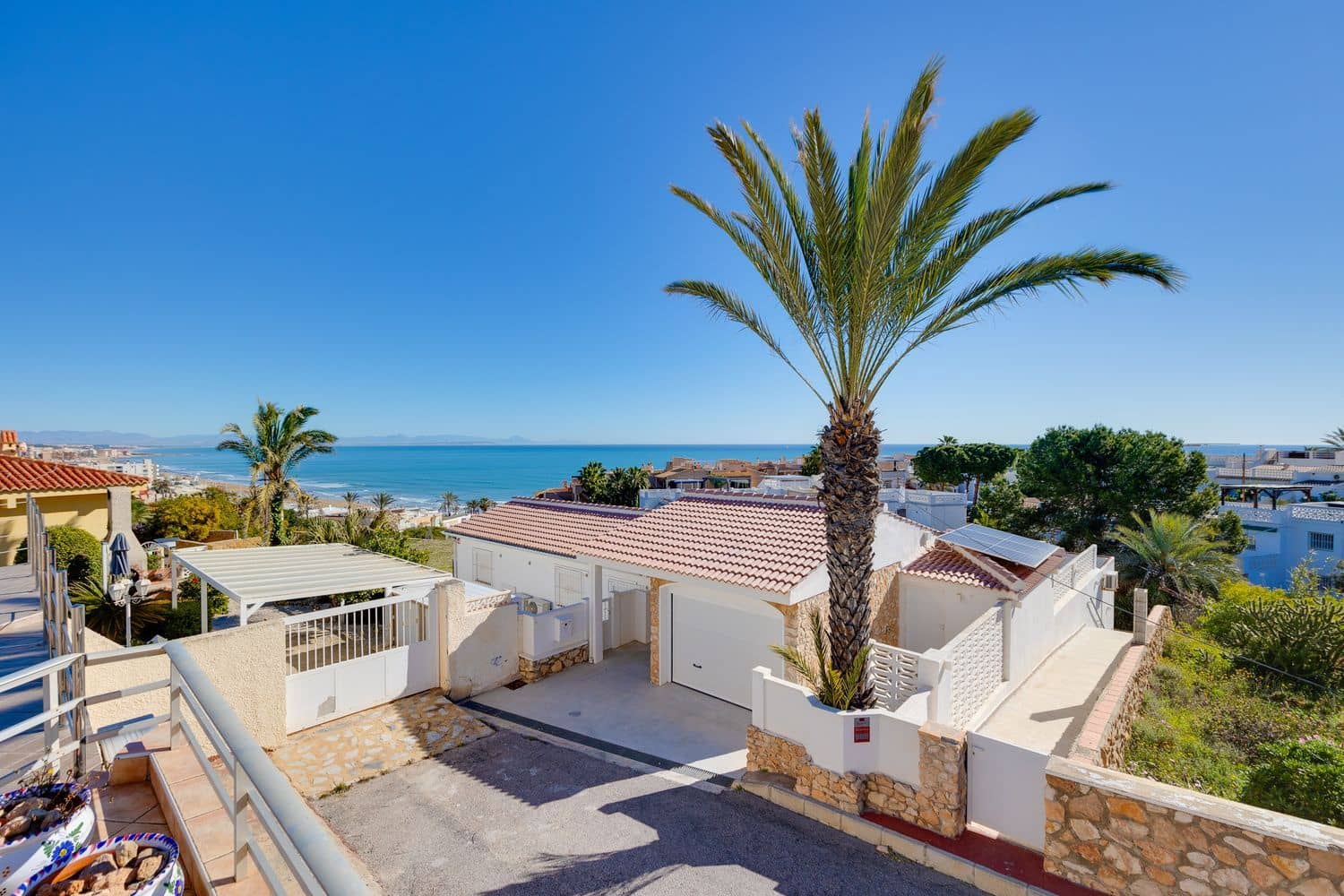 3 bedroom Townhouse for sale in Cabo Cervera with garage - € 375,000 (Ref: 9741489)