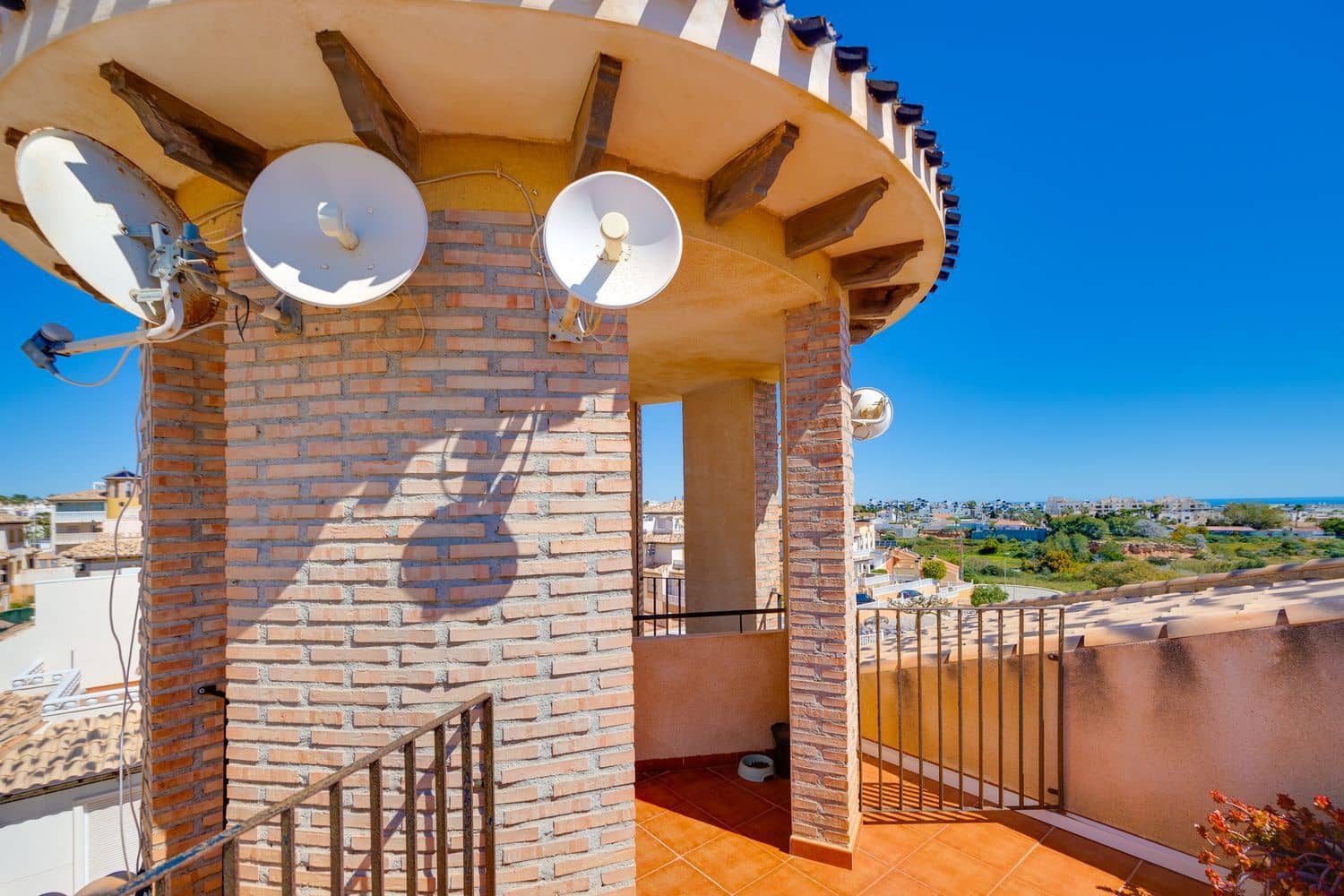 2 bedroom Apartment for sale in Orihuela Costa with pool garage - € 149,000 (Ref: 9745220)