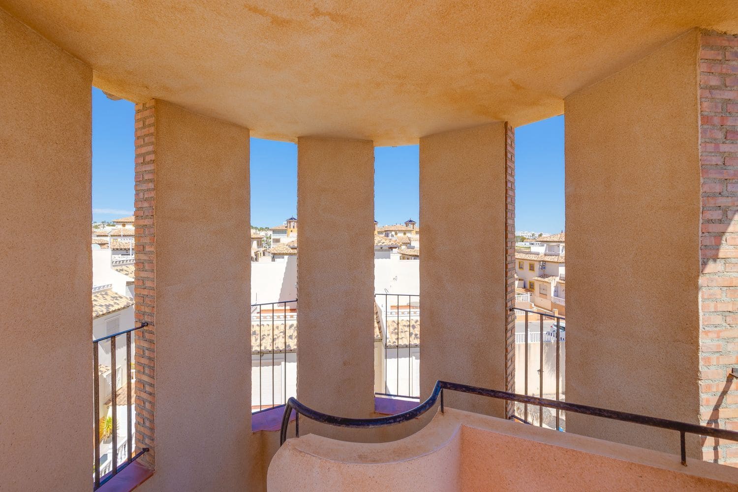 2 bedroom Apartment for sale in Orihuela Costa with pool garage - € 149,000 (Ref: 9745220)