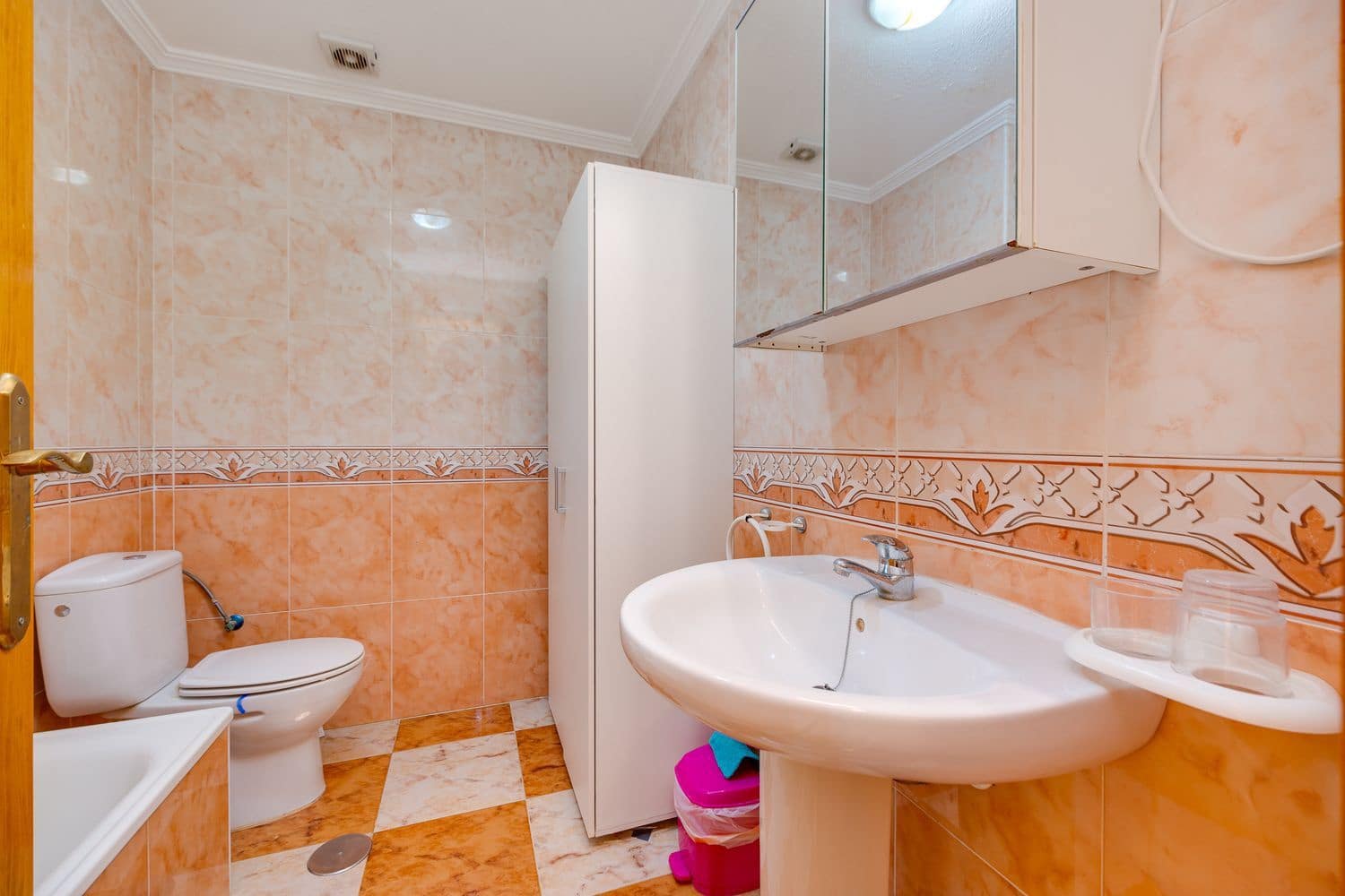 2 bedroom Apartment for sale in Orihuela Costa with pool garage - € 149,000 (Ref: 9745220)