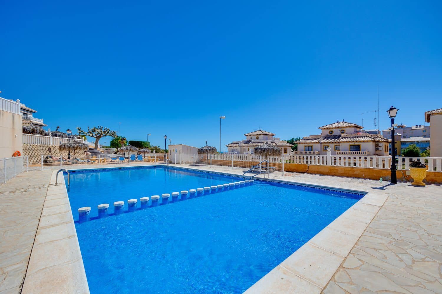 2 bedroom Apartment for sale in Orihuela Costa with pool garage - € 149,000 (Ref: 9745220)