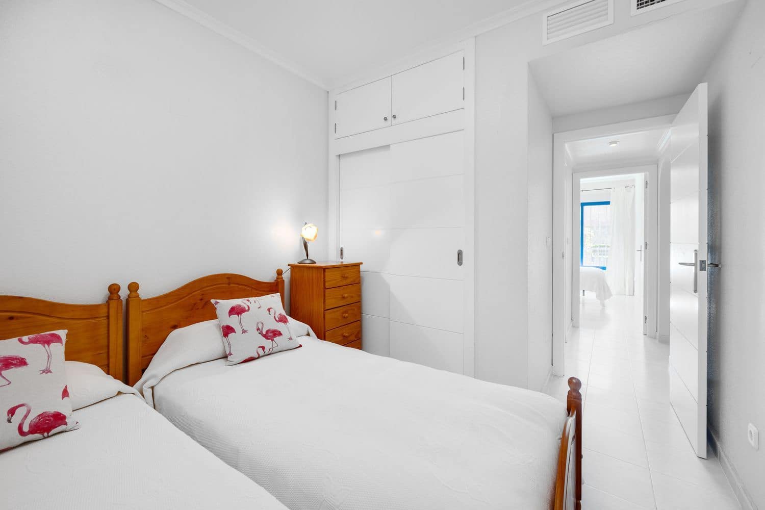 3 sypialnia Apartament na sprzedaż w Orihuela Costa z basenem garażem - 289 000 € (Ref: 9751445)