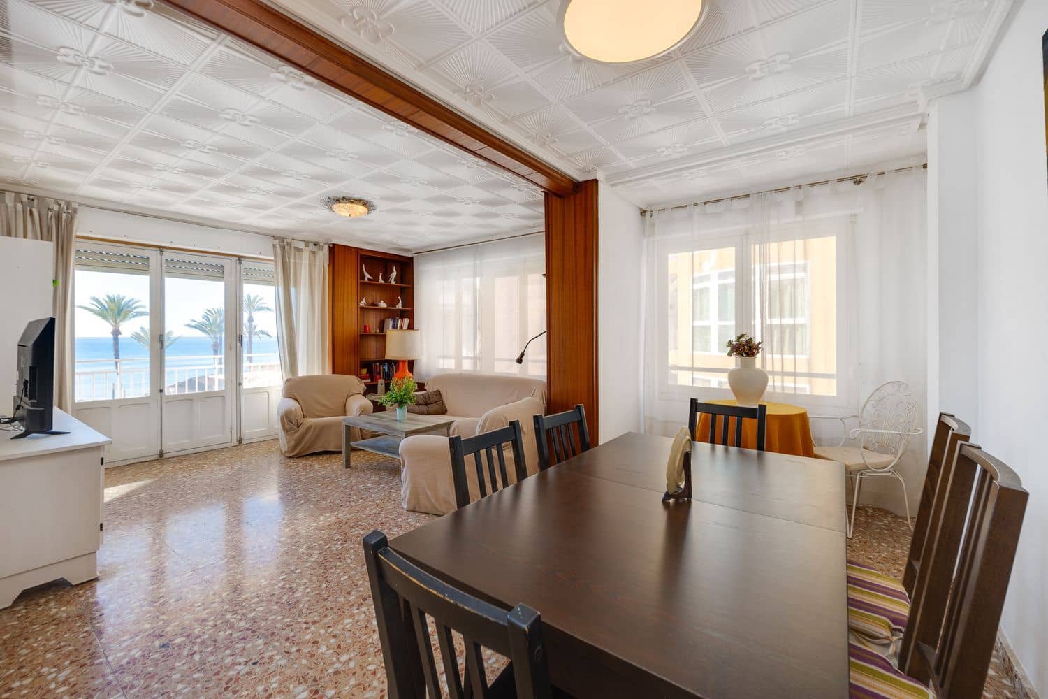 3 quarto Apartamento para venda em Torrevieja com garagem - 298 000 € (Ref: 9751446)