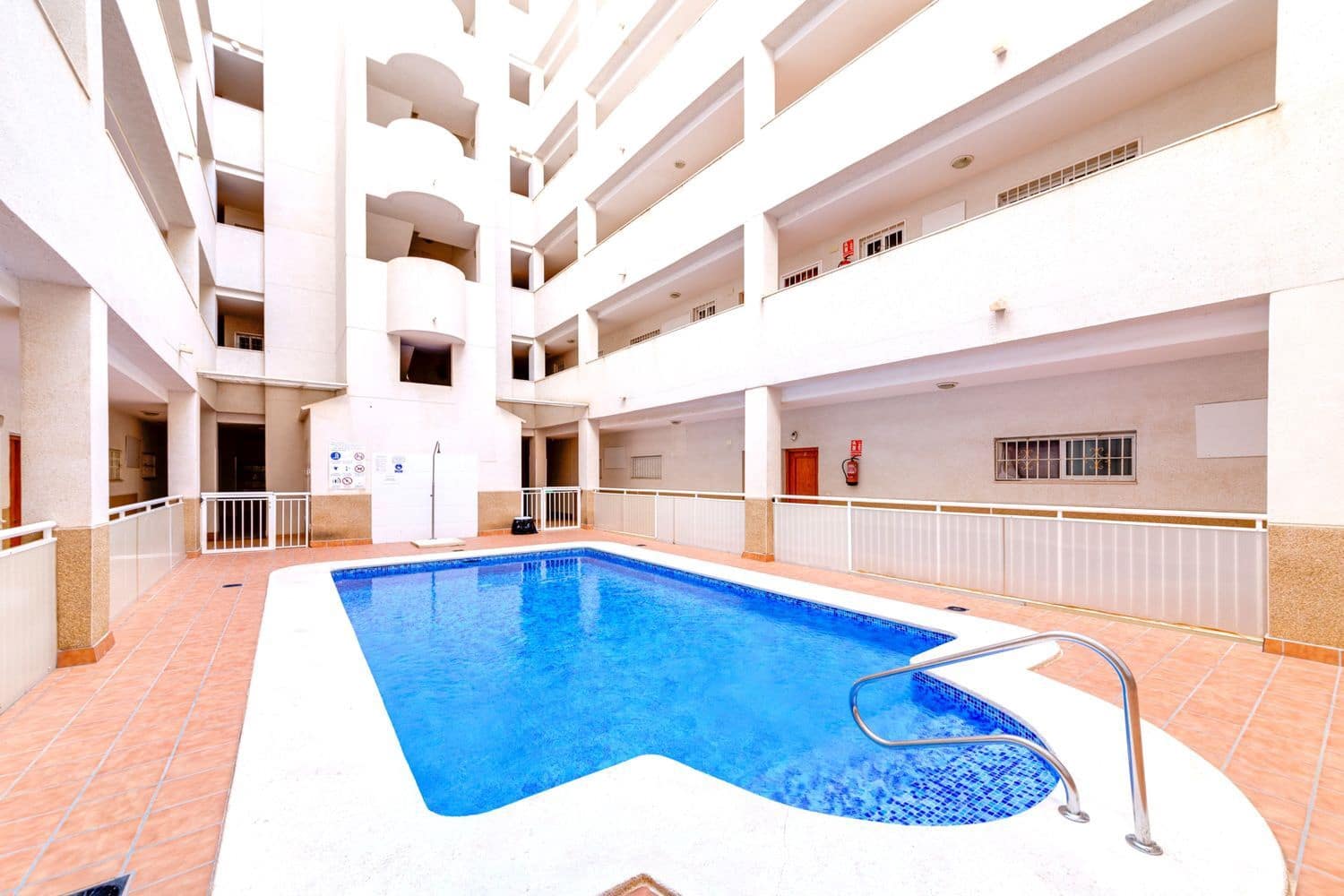 2 camera da letto Appartamento in vendita in Torrevieja con piscina garage - 145.000 € (Rif: 9772676)