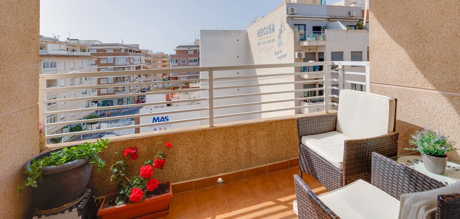 2 camera da letto Appartamento in vendita in Torrevieja con piscina garage - 145.000 € (Rif: 9772676)