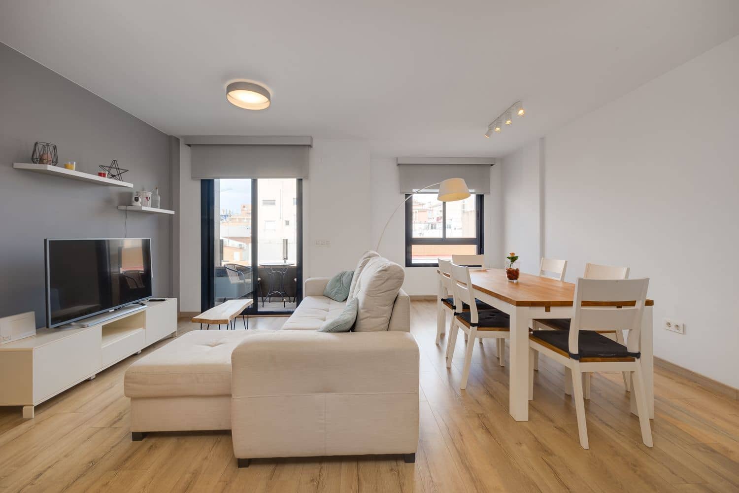 2 soverom Leilighet til salgs i Torrevieja med garasje - € 190 000 (Ref: 9788078)