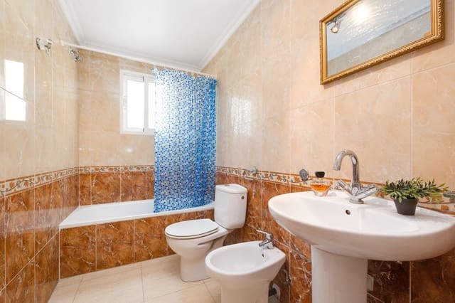 2 quarto Apartamento para venda em El Molino, Torrevieja com piscina garagem - 105 000 € (Ref: 9798529)