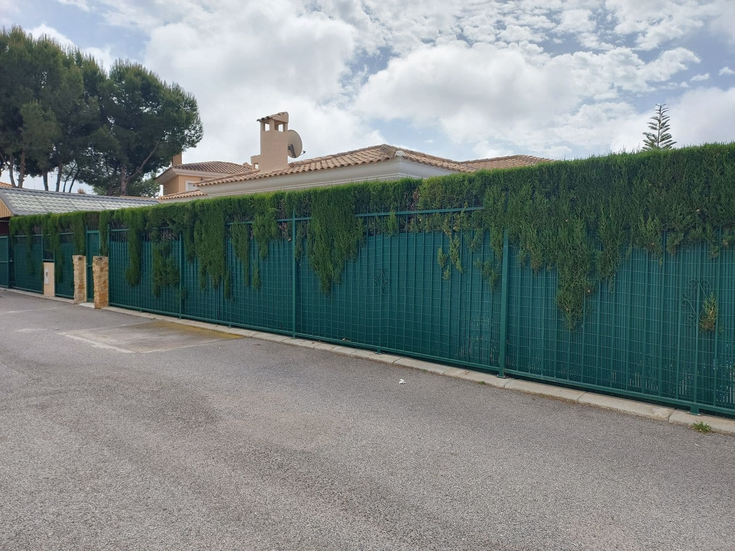 4 sypialnia Willa na sprzedaż w Muchamiel / Mutxamel z basenem garażem - 585 000 € (Ref: 9800306)