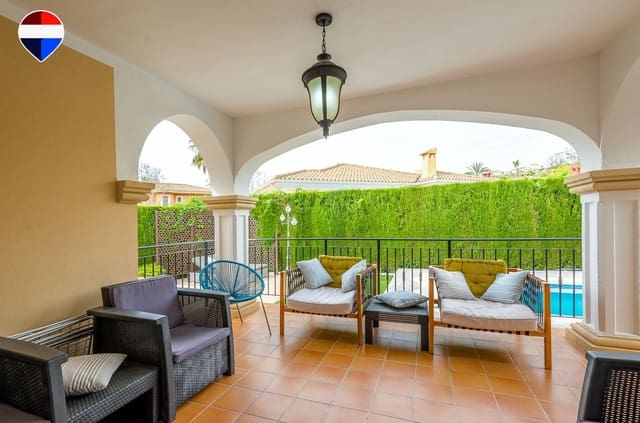 4 camera da letto Villa in vendita in Muchamiel / Mutxamel con piscina garage - 565.000 € (Rif: 9800306)