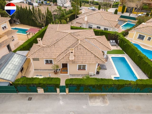 4 camera da letto Villa in vendita in Muchamiel / Mutxamel con piscina garage - 565.000 € (Rif: 9800306)