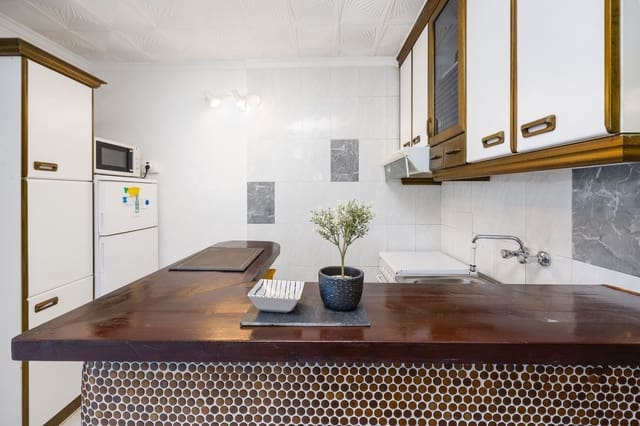 1 quarto Casa em Banda para venda em El Chaparral - La Siesta - La Torreta, Torrevieja com garagem - 115 000 € (Ref: 9803868)