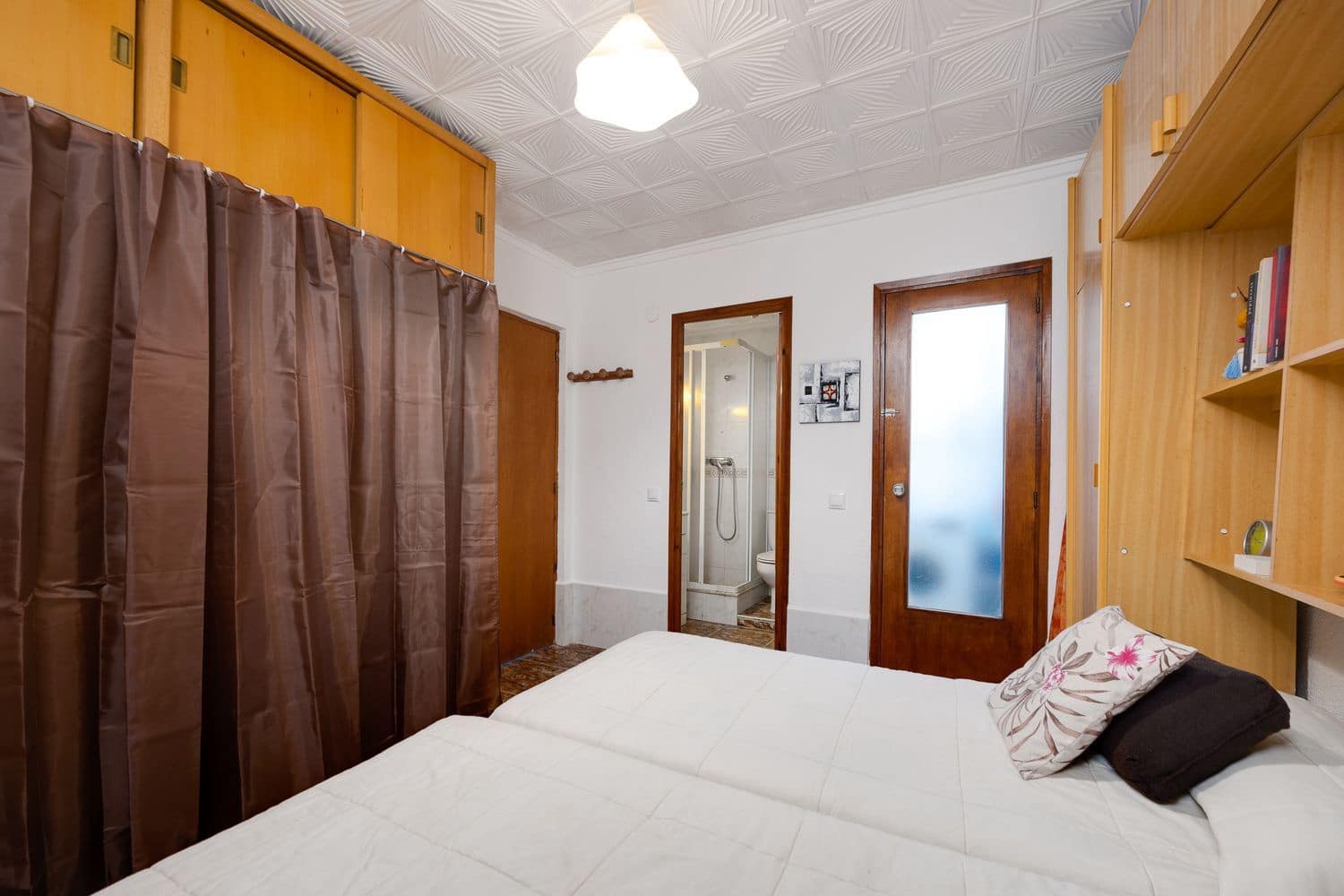 1 quarto Casa em Banda para venda em Torrevieja com garagem - 115 000 € (Ref: 9803868)