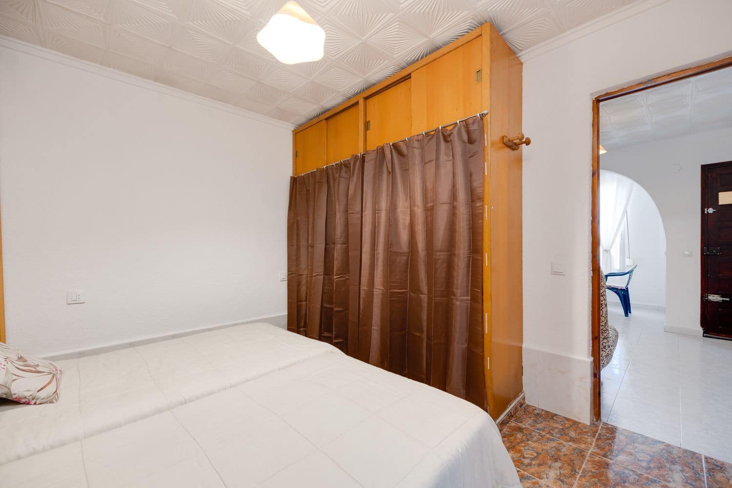 1 quarto Casa em Banda para venda em Torrevieja com garagem - 115 000 € (Ref: 9803868)