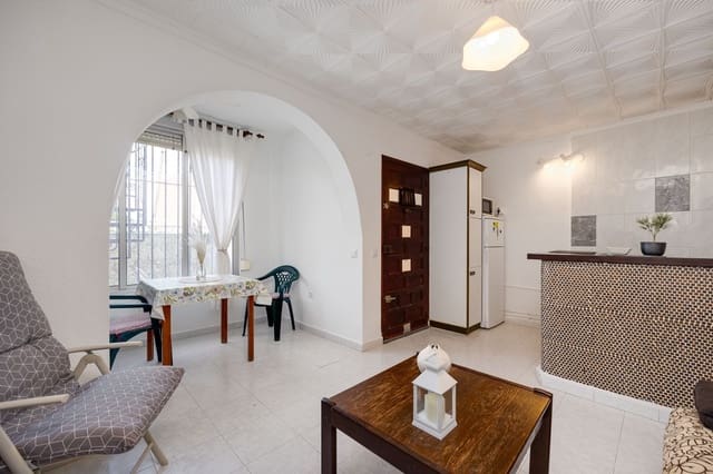 1 sypialnia Dom na sprzedaż w El Chaparral - La Siesta - La Torreta, Torrevieja z garażem - 109 000 € (Ref: 9803868)