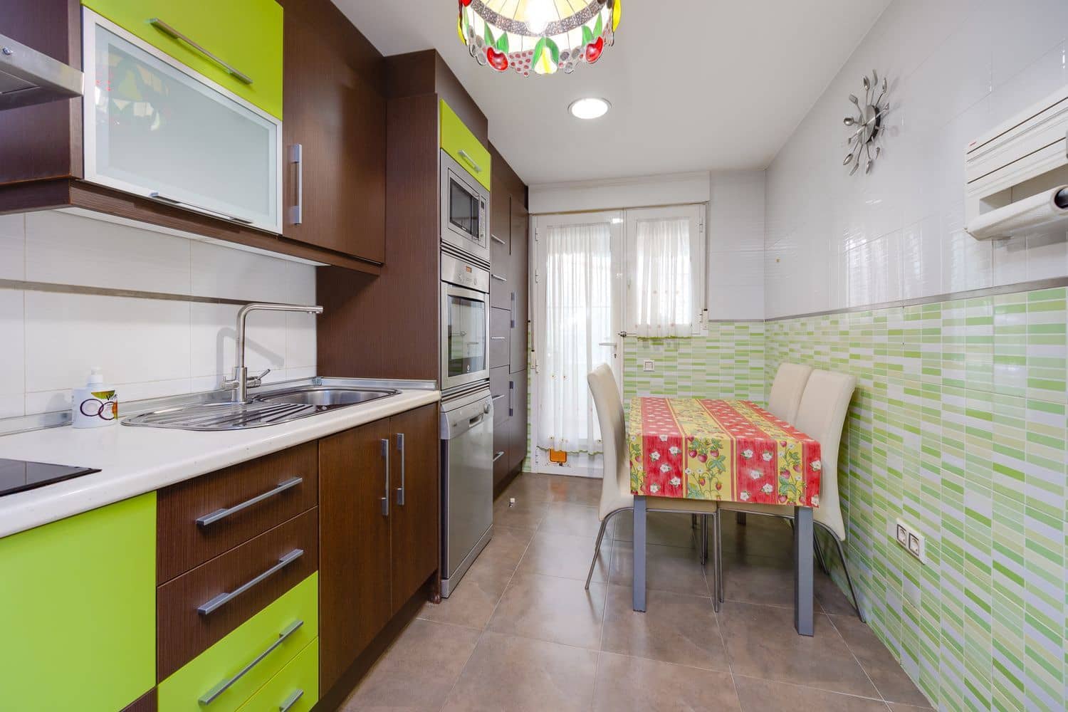 3 camera da letto Casa in vendita in Torrevieja con garage - 239.000 € (Rif: 9806078)