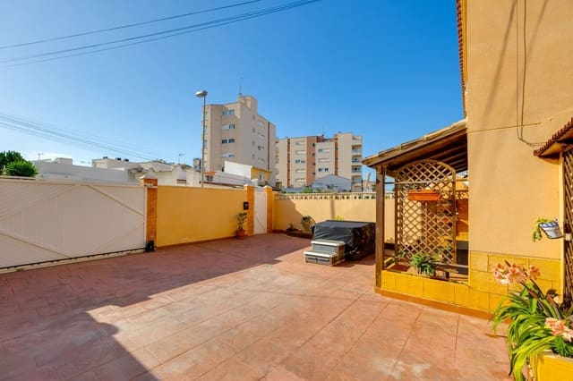 3 camera da letto Casa in vendita in Nueva Torrevieja, Torrevieja con garage - 239.000 € (Rif: 9806078)