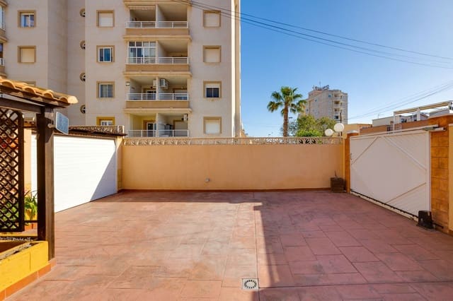 3 camera da letto Casa in vendita in Nueva Torrevieja, Torrevieja con garage - 239.000 € (Rif: 9806078)