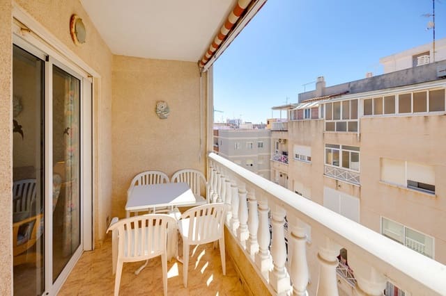 2 sovrum Lägenhet till salu i Avenida Habaneras - Curva de Palangre, Torrevieja med garage - 127 000 € (Ref: 9806079)