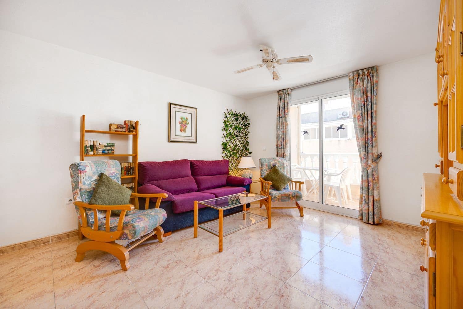 2 sovrum Lägenhet till salu i Torrevieja med garage - 127 000 € (Ref: 9806079)