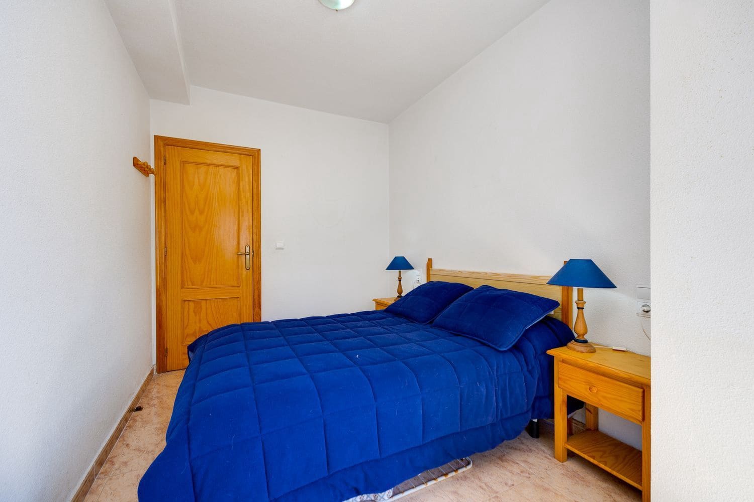 2 sovrum Lägenhet till salu i Torrevieja med garage - 127 000 € (Ref: 9806079)