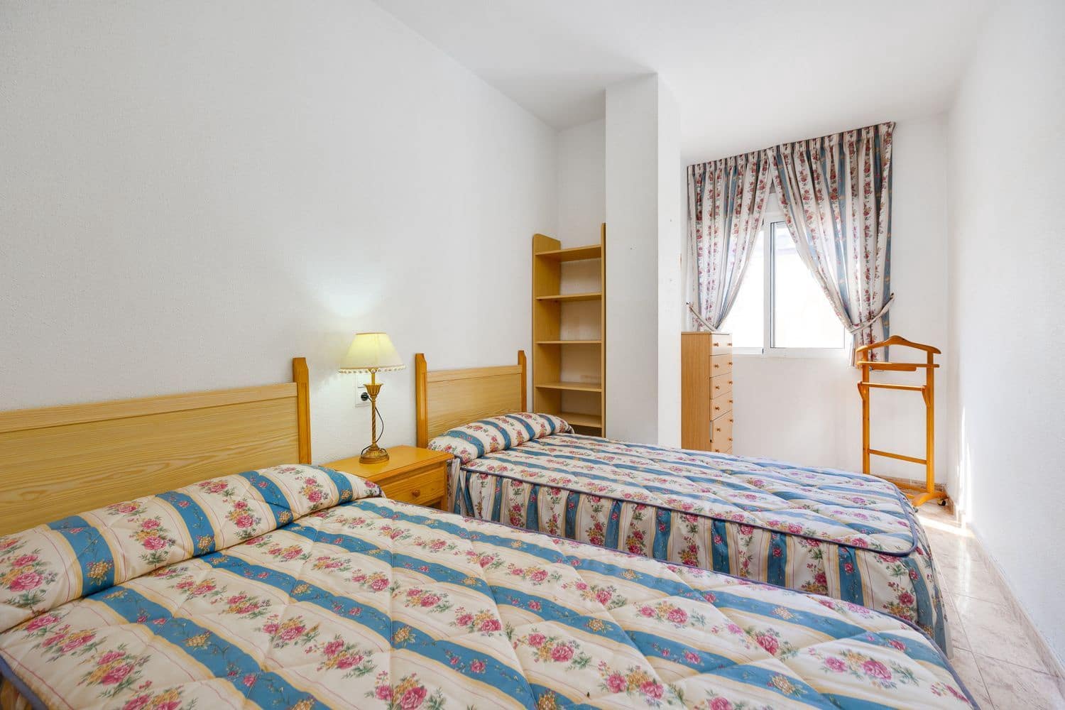 2 sovrum Lägenhet till salu i Torrevieja med garage - 127 000 € (Ref: 9806079)