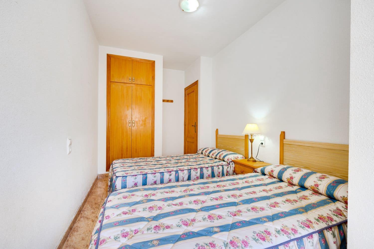 2 sovrum Lägenhet till salu i Torrevieja med garage - 127 000 € (Ref: 9806079)