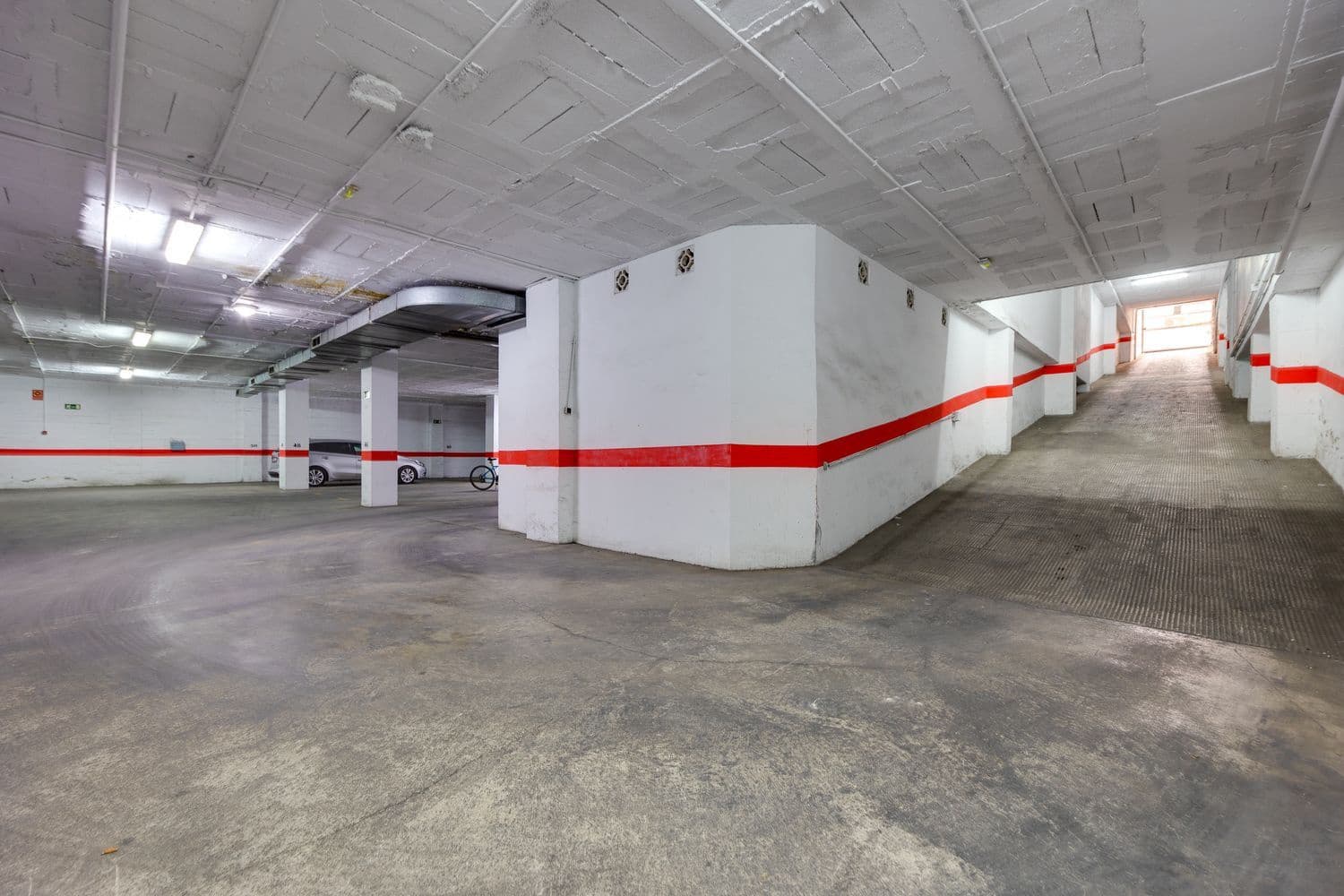 2 sovrum Lägenhet till salu i Torrevieja med garage - 127 000 € (Ref: 9806079)