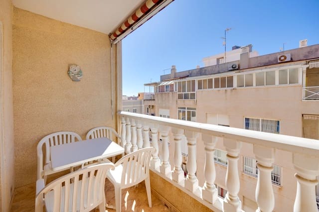 2 sovrum Lägenhet till salu i Avenida Habaneras - Curva de Palangre, Torrevieja med garage - 127 000 € (Ref: 9806079)