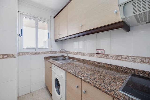 2 quarto Apartamento para venda em Nueva Torrevieja, Torrevieja com piscina garagem - 134 000 € (Ref: 9807531)