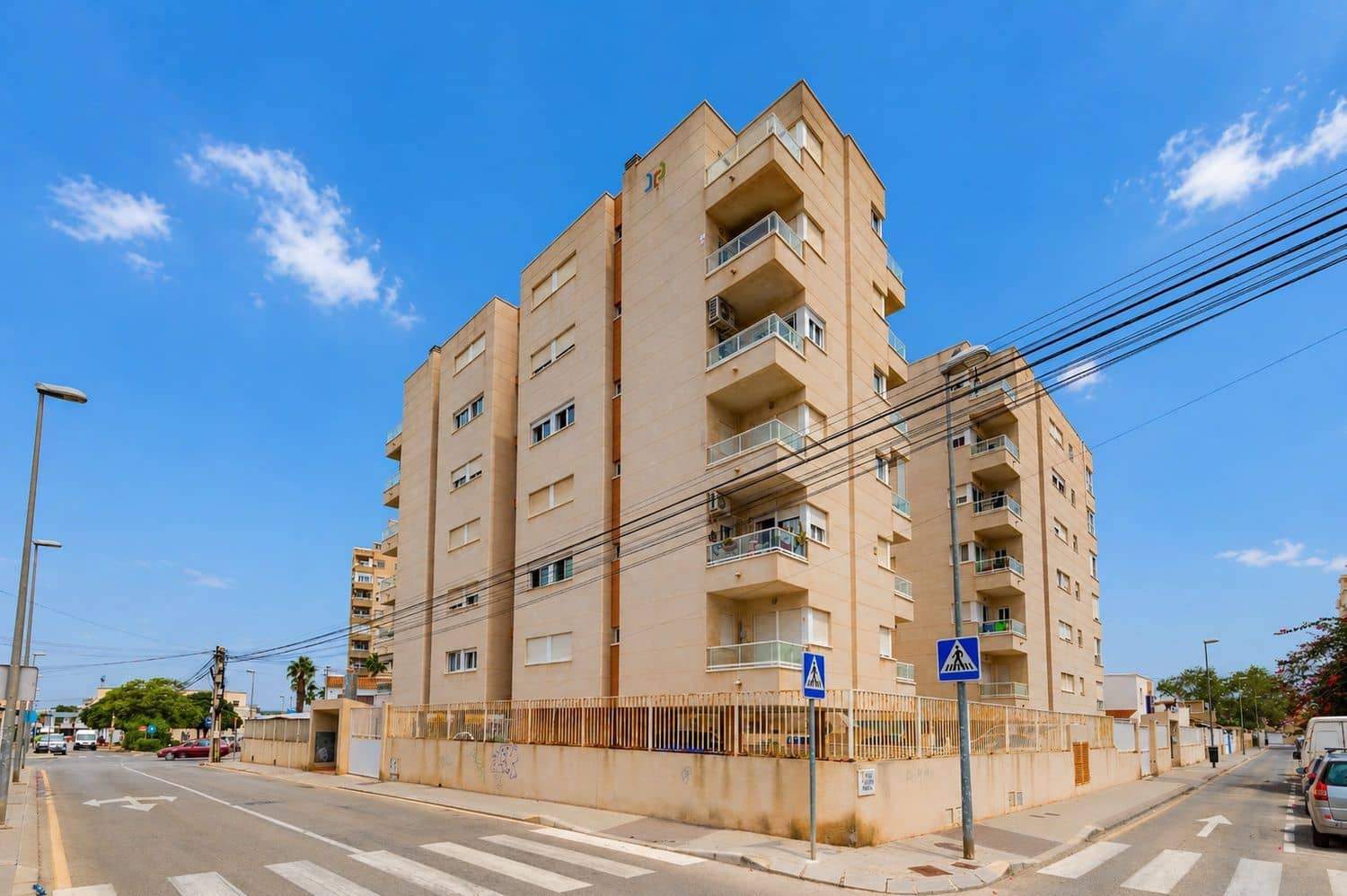 2 quarto Apartamento para venda em Torrevieja com piscina garagem - 134 000 € (Ref: 9807531)