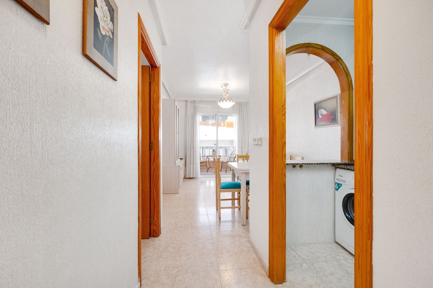 2 sypialnia Apartament na sprzedaż w Torrevieja z basenem garażem - 137 000 € (Ref: 9810905)