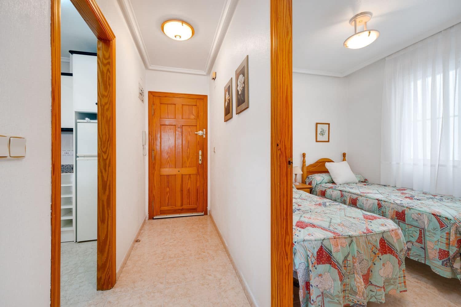 2 sypialnia Apartament na sprzedaż w Torrevieja z basenem garażem - 137 000 € (Ref: 9810905)