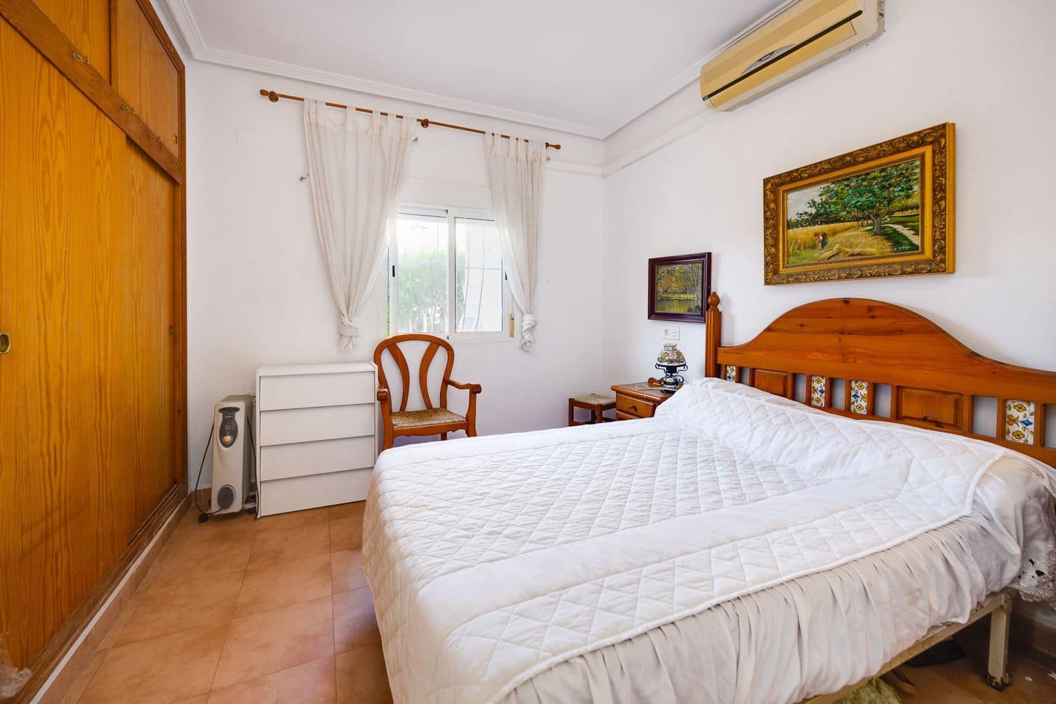 3 chambre Maison de Ville à vendre à Torrevieja avec piscine garage - 335 000 € (Ref: 9815482)