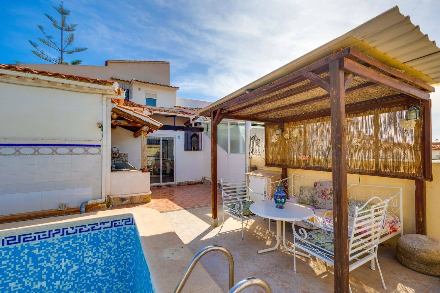3 chambre Maison de Ville à vendre à Torrevieja avec piscine garage - 335 000 € (Ref: 9815482)