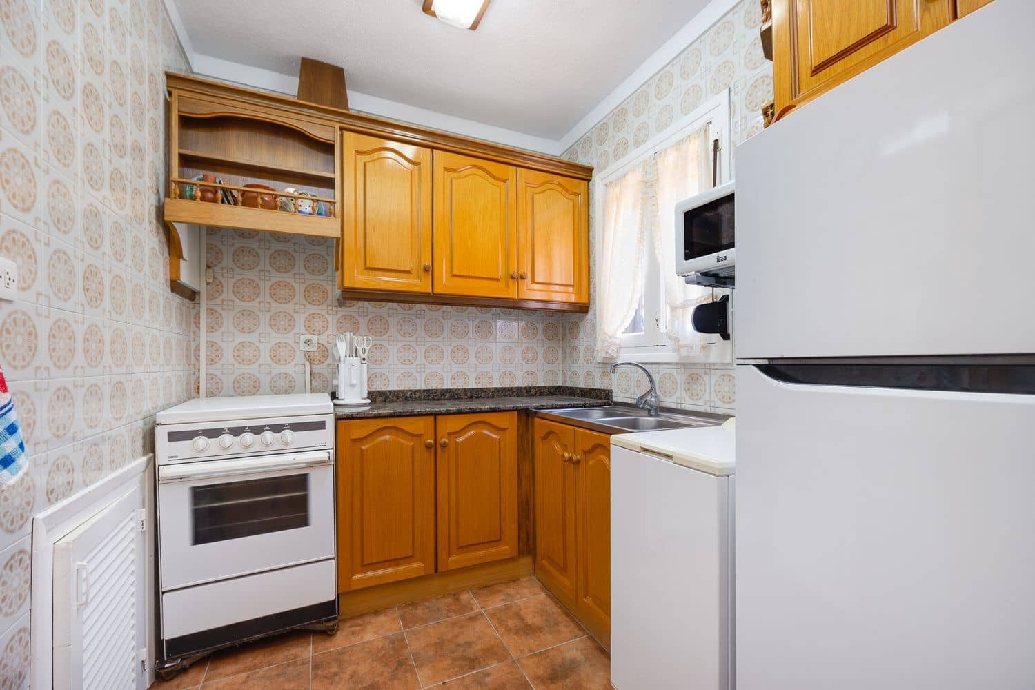 2 slaapkamer Huis te koop in La Zenia met zwembad garage - € 350.000 (Ref: 9819892)