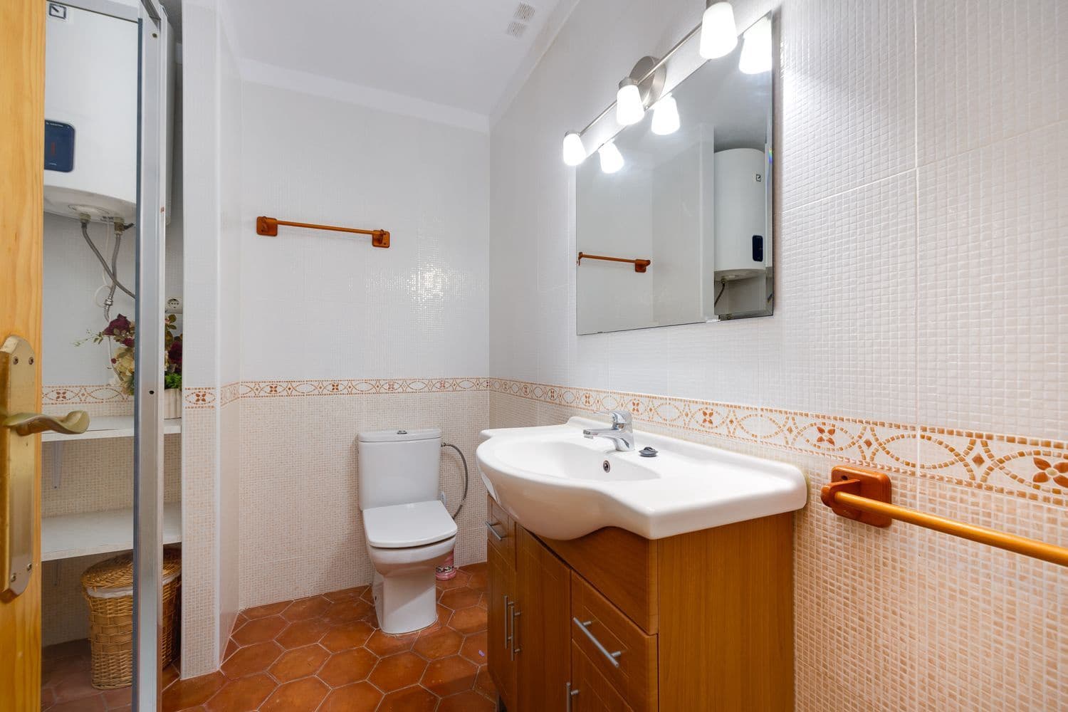 2 slaapkamer Huis te koop in La Zenia met zwembad garage - € 350.000 (Ref: 9819892)