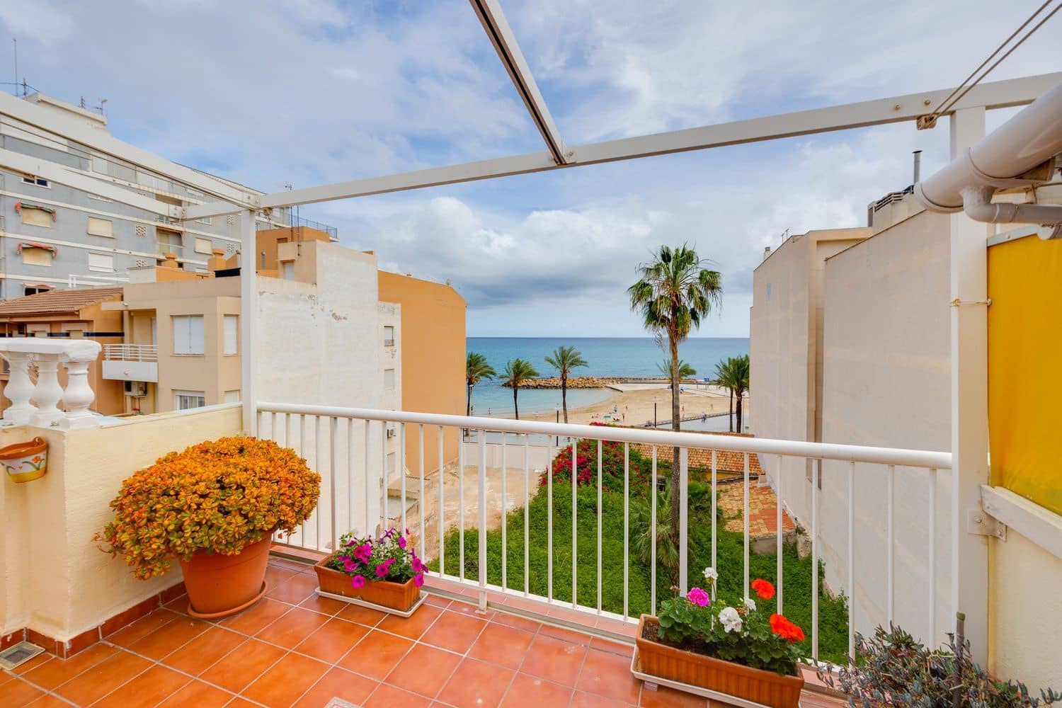 3 soverom Leilighet til salgs i Torrevieja med garasje - € 179 000 (Ref: 9821993)