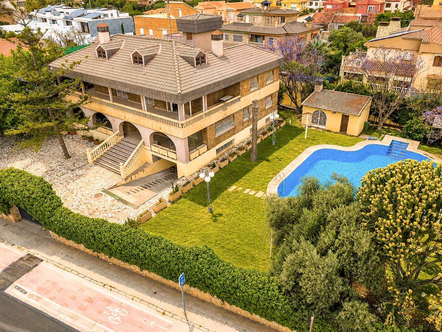 7 soverom Villa til salgs i San Juan de Alicante / Sant Joan d'Alacant med svømmebasseng garasje - € 1 500 000 (Ref: 9842017)