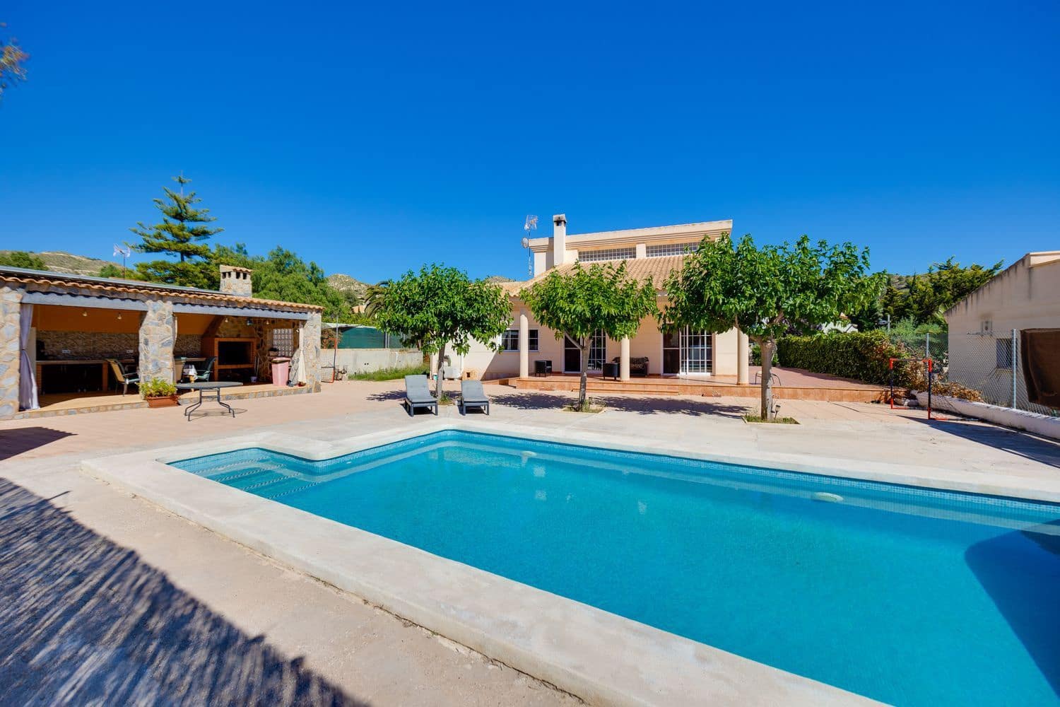 3 quarto Moradia para venda em Busot com piscina garagem - 590 000 € (Ref: 9844721)