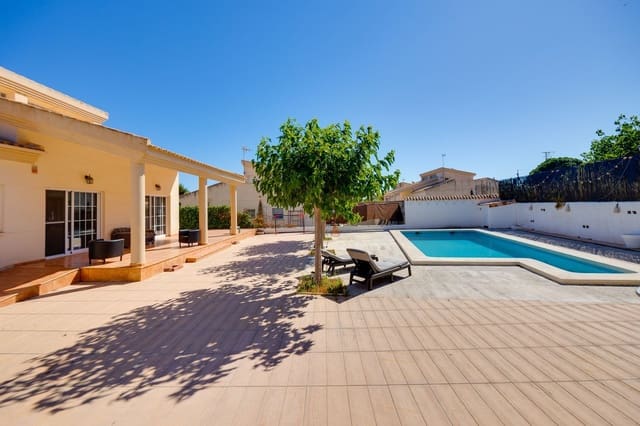 3 bedroom Villa for sale in Bonalba, Busot with pool garage - € 590,000 (Ref: 9844721)