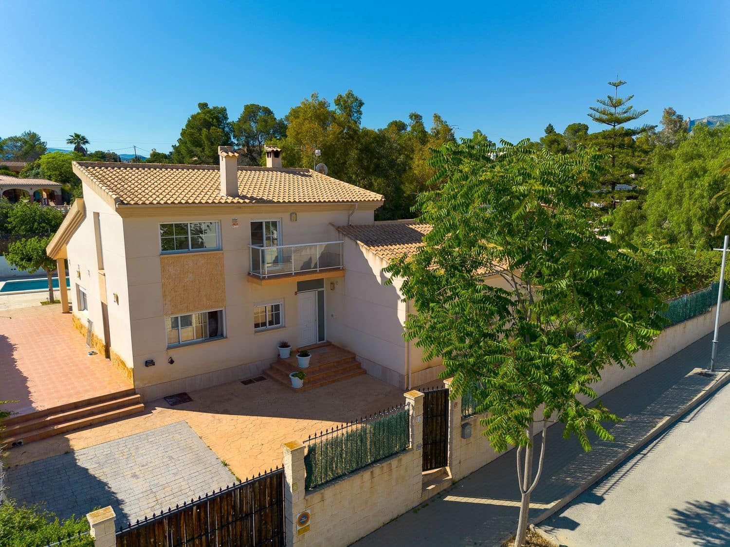 3 quarto Moradia para venda em Busot com piscina garagem - 590 000 € (Ref: 9844721)