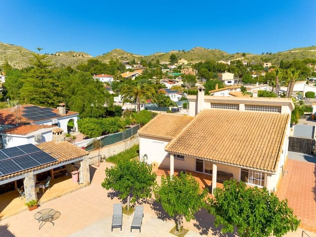 3 bedroom Villa for sale in Bonalba, Busot with pool garage - € 590,000 (Ref: 9844721)