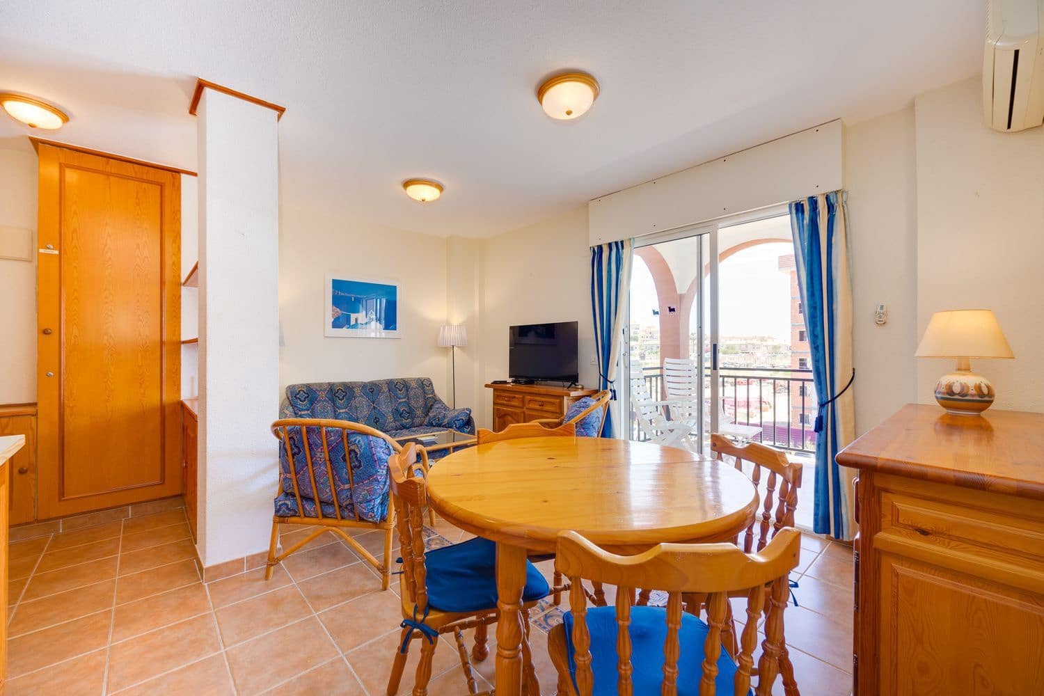 2 soverom Leilighet til salgs i Torrevieja med svømmebasseng garasje - € 169 000 (Ref: 9848990)