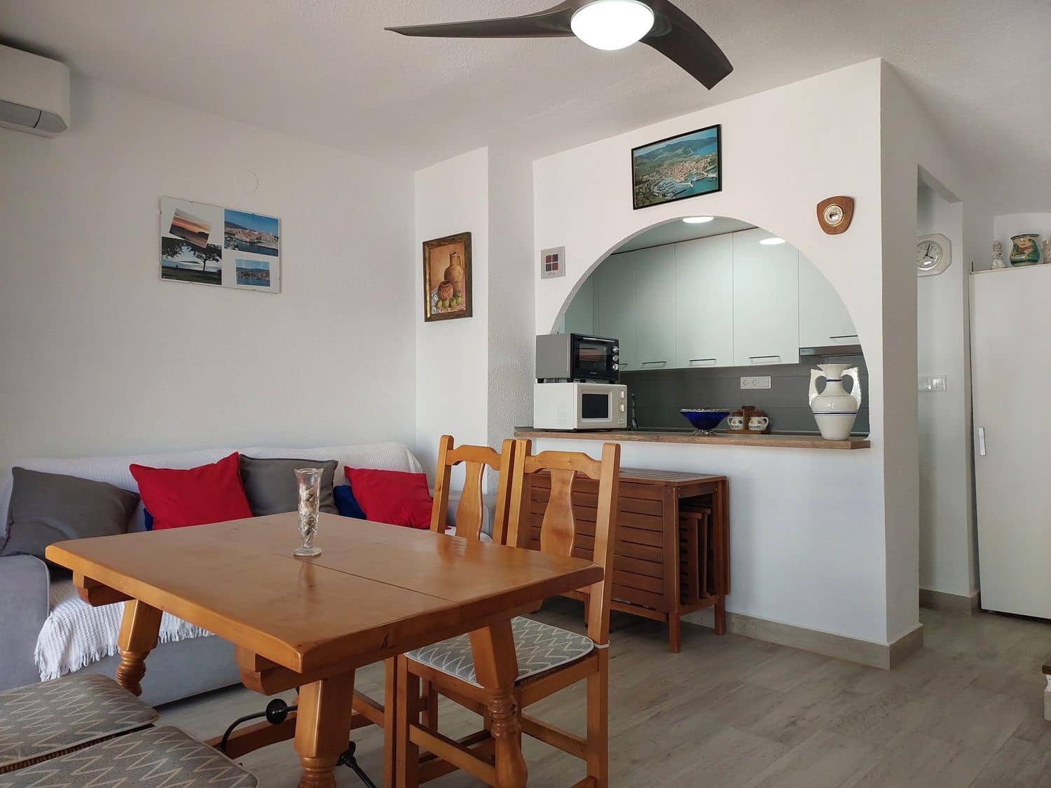 3 bedroom Townhouse for sale in El Campello with pool garage - € 250,000 (Ref: 9856308)